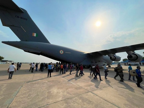 Operation Kaveri: IAF C17 Globemaster reaches Delhi from Jeddah. (Photo: Twitter//Jaishankar)