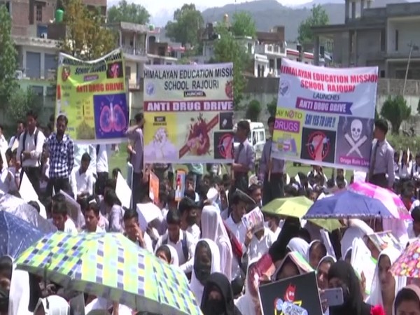 Anti-drug rally in Rajouri, Jammu and Kashmir (Photo/ANI)