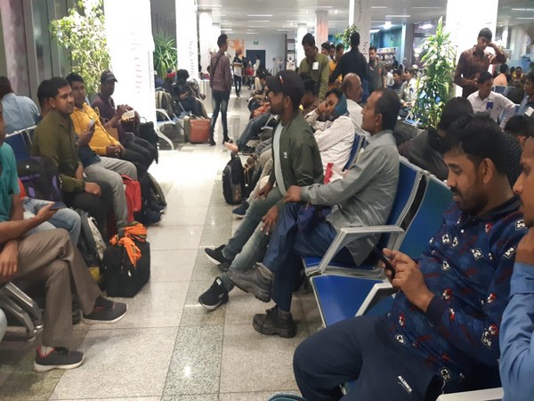 12th flight with 231 Indian evacuees departs from Jeddah for Mumbai (Image Credit: Twitter/@MEAIndia)