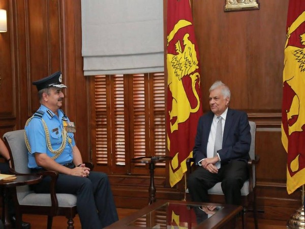 IAF Chief VR Chaudhari and Sri Lanka President Ranil Wickremesinghe. (Photo: Twitter//IAF)