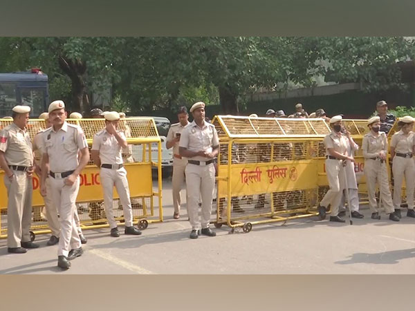 Visual from outside Jantar Mantar on Thursday early morning. (Photo/ANI)