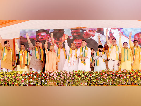 Uttar Pradesh Chief Minister Yogi Adityanath in Ayodhya (Photo source/twitter handle @myogiadityanath)