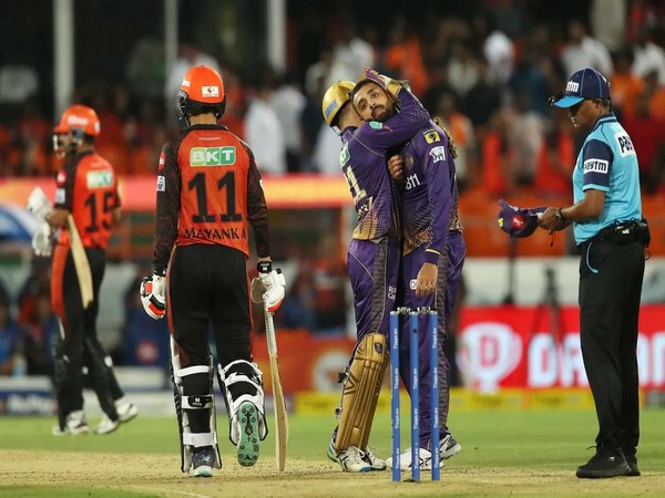 KKR celebrating a wicket. (Photo-IPL)