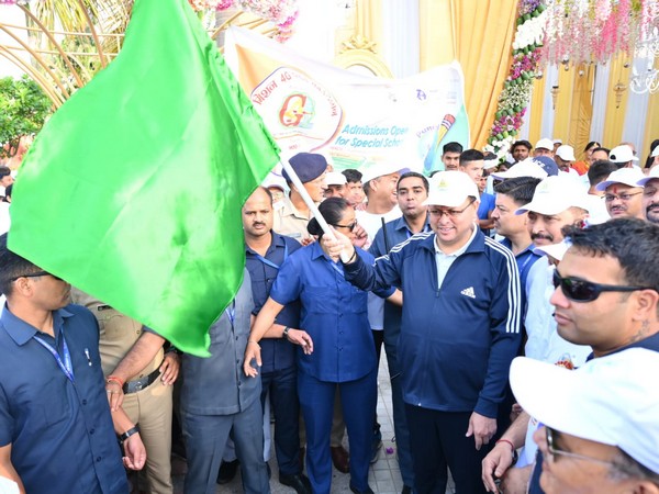 CM Pushkar Singh Dhami flags off marathon (Photo/ANI)