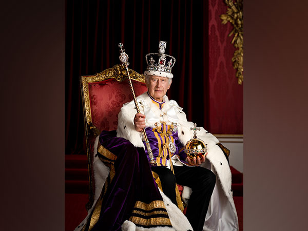 King Charles' official coronation portrait (Image Credit: Twitter/@RoyalFamily)