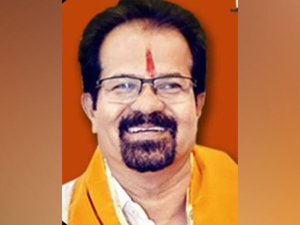Former Mumbai Mayor Vishwanath Mahadeshwar. (Photo/Twitter:@ivmahadeshwar)
