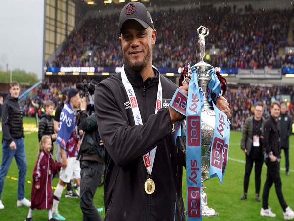 Burnley manager Vincent Kompany after winning the EFL Championship (Twitter: Photo/BurnleyOfficial)