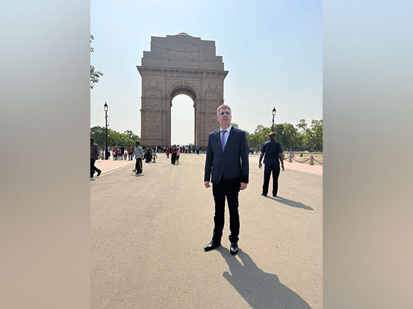 Israel Foreign Minister Eli Cohen at India Gate (Photo/ANI)