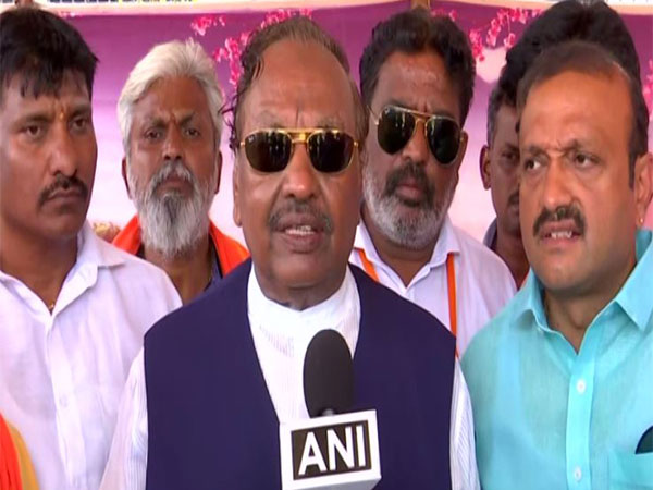 Senior Karnataka BJP leader KS Eshwarappa (Photo/ANI)