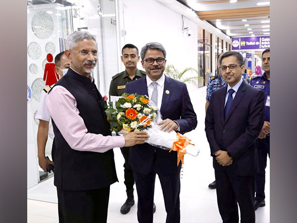 EAM Jaishankar reached Bangladesh. (Photo/Twitter: @DrSJaishankar)