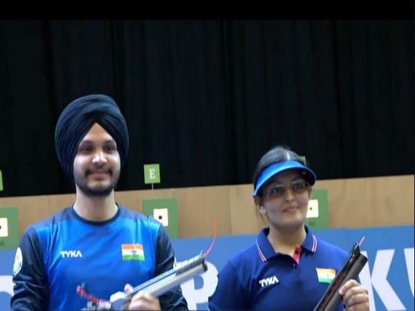 Sarabjot Singh and Divya Subbaraju Thadigol (Photo: National Rifle Association of India/ Twitter)