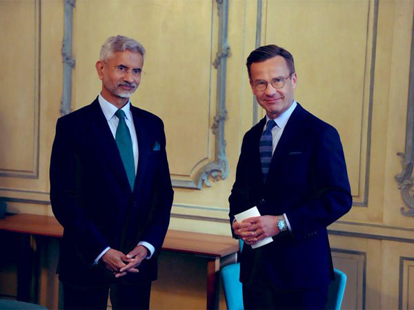 External Affairs Minister S Jaishankar, Sweden's Prime Minister Ulf Kristersson (Image Credit: Twitter/@DrSJaishankar)