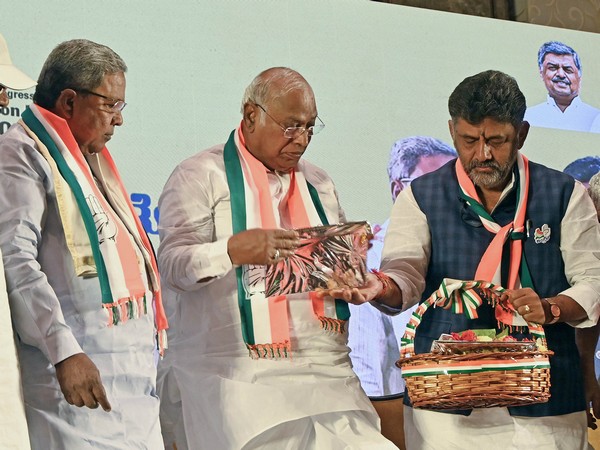 Former CM Siddaramaiah, Congress president Mallikarjun Kharge and KPCC chief DK Shivakumar (Photo/ANI)