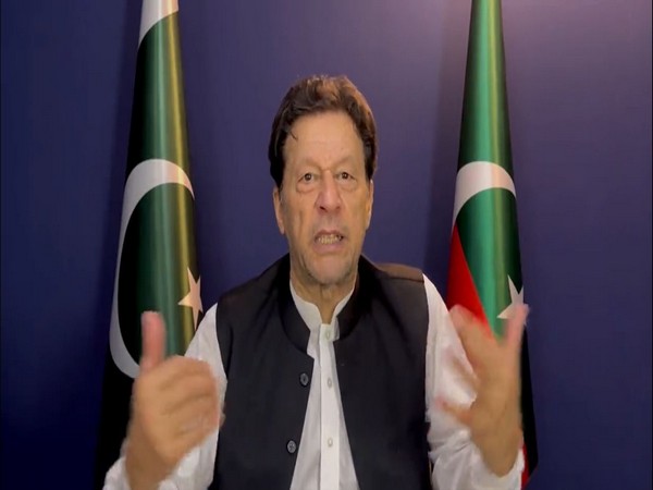 Pakistan Tehreek-e-Insaf Chief Imran Khan (Screengrab from PTI's official tweet)
