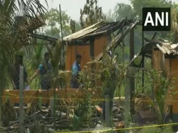 Bomb squad team conducting investigation at the blast spot (Photo/ANI)