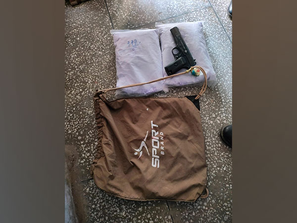 Recovered subtance by BSF and Punjab police (Photo/ANI)