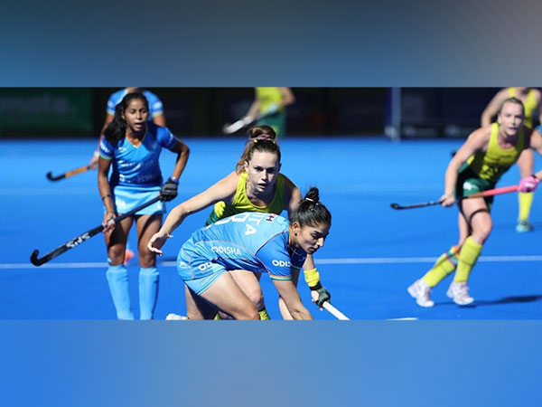 Indian and Australia hockey player in action (Photo: HI Media)