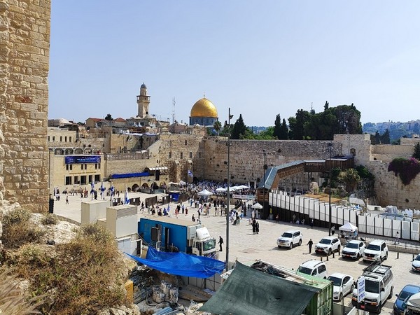 The Western Wall, with the Dome of the Rock, in Jerusalem as the city prepares to celebrate Jerusalem Day. (Photo Credit: TPS)