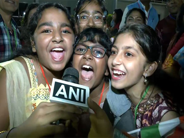 The members of Indian diaspora express happiness at Prime Minister Narendra Modi's PNG visit. (Photo/ANI) 
