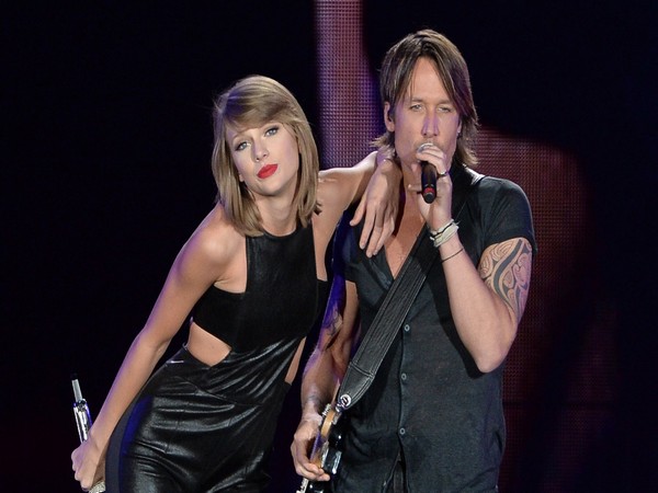 Taylor Swift, Keith Urban (image source: Twitter)