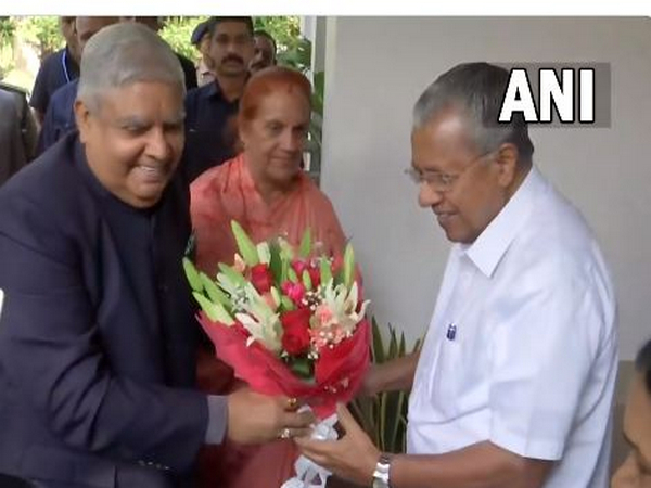 Vice President Jagdeep Dhankhar at Kerala CM Pinarayi Vijayan's residence