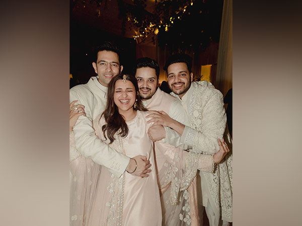 Raghav Chadha, Parineeti Chopra with her two brothers. (Image Source: Instagram)