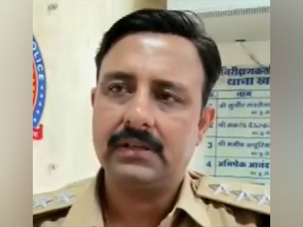 In-charge of Khajrana Police Station, Indore, Dinesh Verma (Photo/ANI)