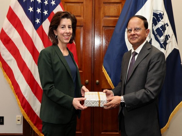 US Secretary of Commerce Gina Raimondo, PM Narendra Modi's Principal Secretary PK Mishra (Image Credit: Twitter/@IndianEmbassyUS)