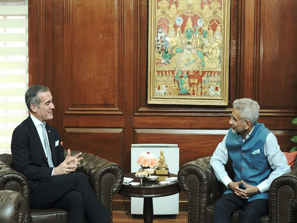 EAM S Jaishankar meets US Ambassador to India Eric Garcetti on Thursday. (Photo Credit: Twitter/@DrSJaishankar)