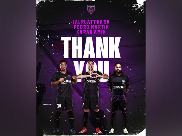 Pedro Martin,  Lalruatthara Bose and Karan Amin (Image: Twitter/ Odisha FC)
