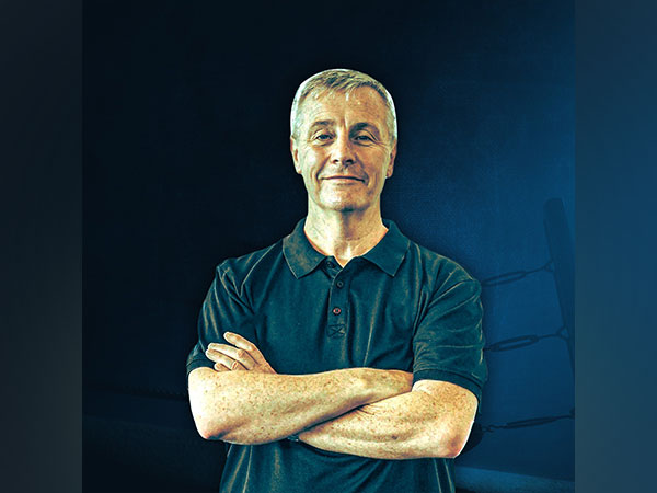 Boxing head coach for sub-junior John Warburton (Image: BFI)