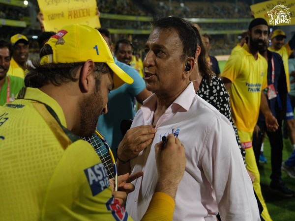 MS Dhoni and Sunil Gavaskar. (Photo- IPL)