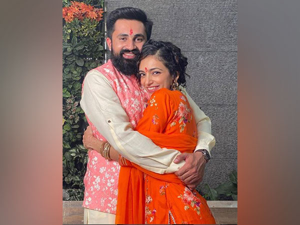 Jay Gandhi, Vaibhavi Upadhyay (Image source: Instagram)