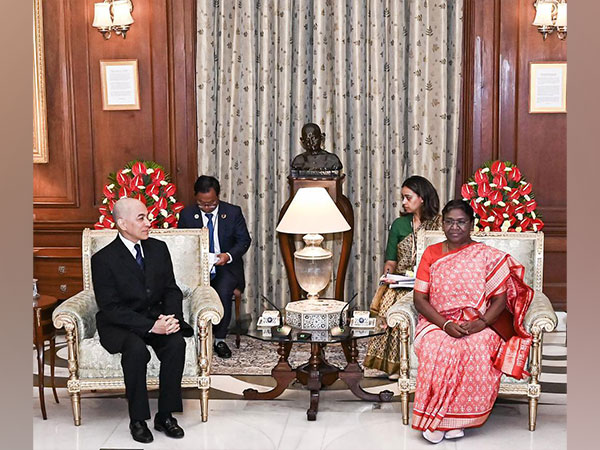 President Droupadi Murmu meets Cambodian king (image credit: Bagchi's tweet)