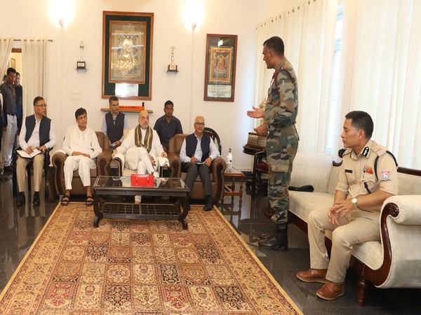 Amit Shah takes stock of security situation with senior officials in Manipur's Moreh. (Photo/Twitter:@AmitShah)