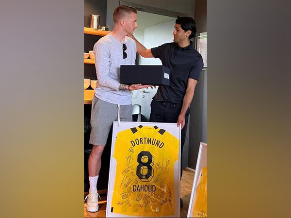 Marco Reus and Mo Dahoud (Twitter: Photo/BlackYellow)