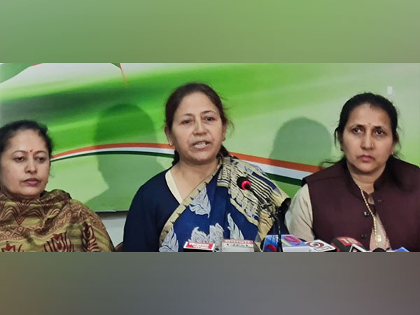 Himachal Pradesh Mahila Congress Committee Chief, Zainab Chandel (Right) addressing the media in Shimla (Photo/ANI)