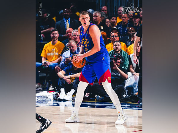 Nikola Jokic during the match against Miami Heat (Twitter: Photo/nuggets)