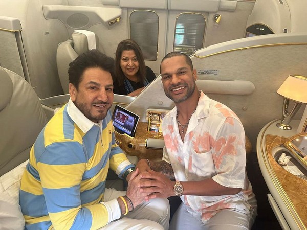 Cricketer Shikhar Dhawan and music legend Gurdas Maan (Image source: Instagram)