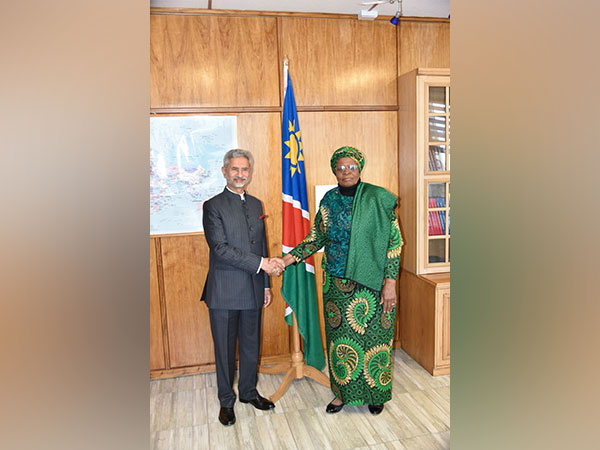 External Affairs Minister S Jaishankar, Namibian Deputy PM Netumbo Nandi-Ndaitwah (Image Credit: Twitter/@DrSJaishankar)