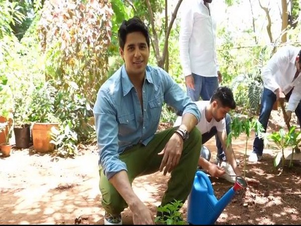 Sidharth Malhotra (Image source: Instagram)
