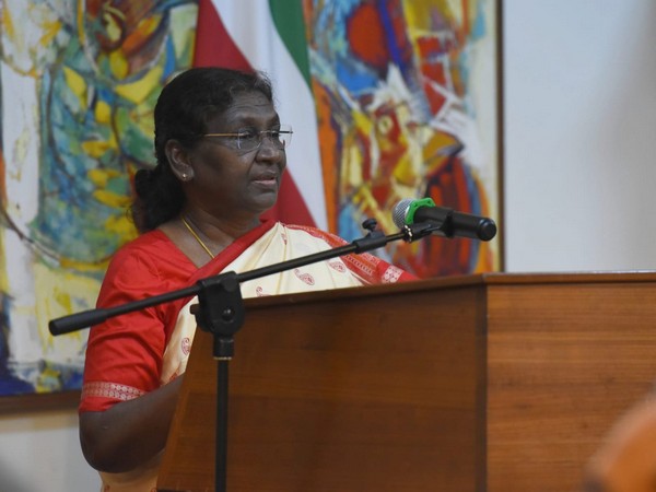 President Droupadi Murmu (Source: Twitter/@rashtrapatibhvn)