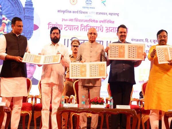 Maharashtra Governor Ramesh Bais, CM Eknath Shinde and Deputy CM Devendra Fadnavis unveiled postal stamp (Photo/ Eknath Shinde Twitter)
