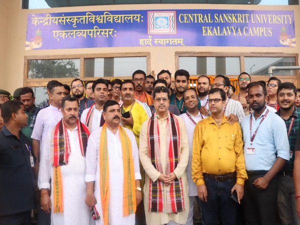 Image Source (Twitter handle @DrManikSaha2)