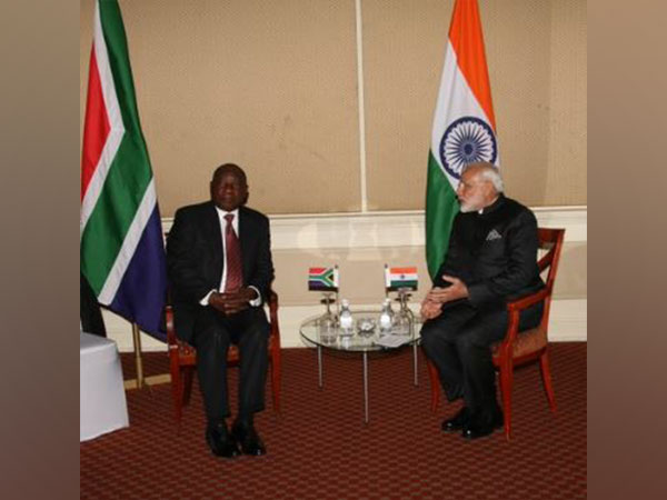 South Africa President Matemala Cyril Ramaphosa and PM Modi. (Photo: Twitter//@narendramodi)