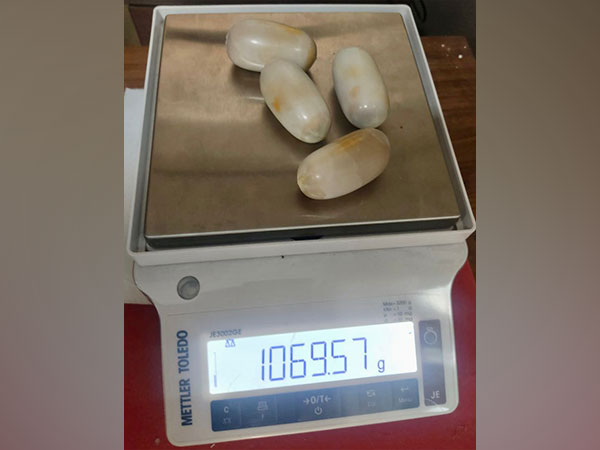 Gold recovered from a passenger at Kochi airport (ANI)