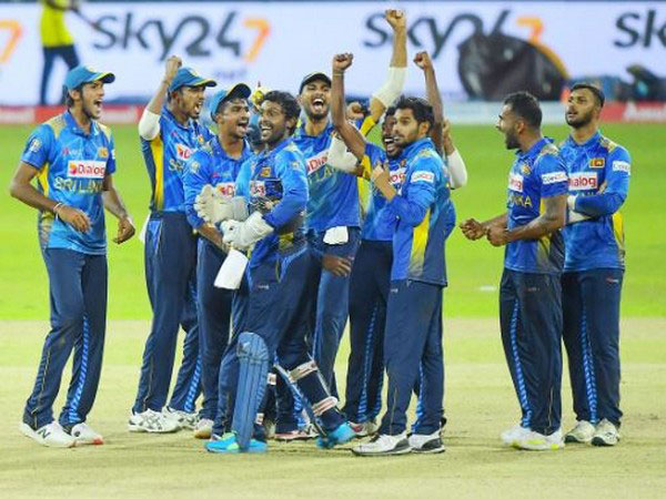 Sri Lanka's cricket team (Twitter: Photo/OfficialSLC)