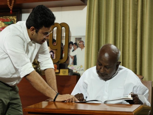 BJP MP meets former Prime Minister HD Devegowda (Pic credit/ Surya's twitter)
