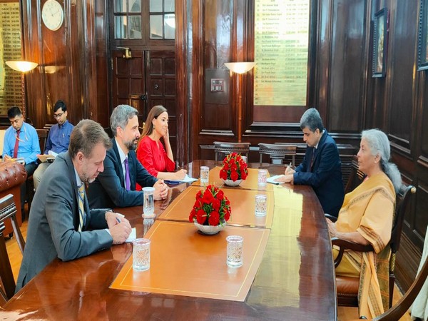 Finance Minister Nirmala Sitharaman meets IFAD President Alvaro Lario (Image: Twitter/Ministry of Finance)