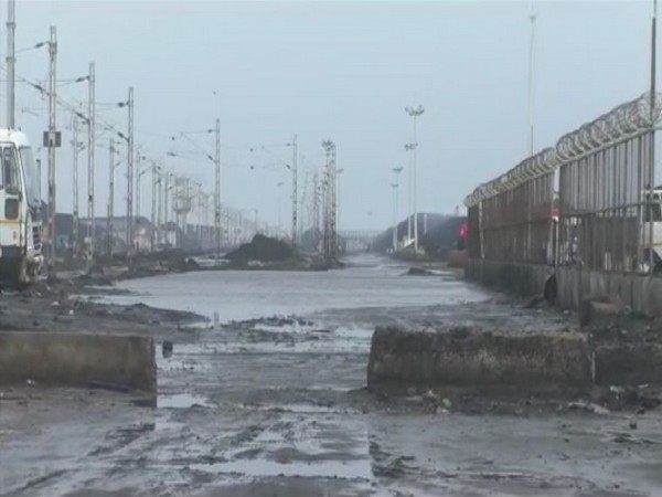 Cyclone Biparjoy: Gujarat's Morbi witnesses heavy rainfall and strong winds